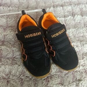 HobiBear Boy Black & Orange
Sneakers Size 2 Or 195